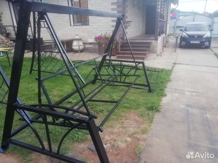 Садовые качели