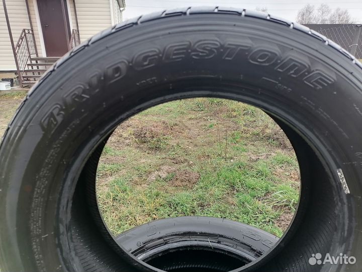 Bridgestone Dueler H/T 215/60 R17