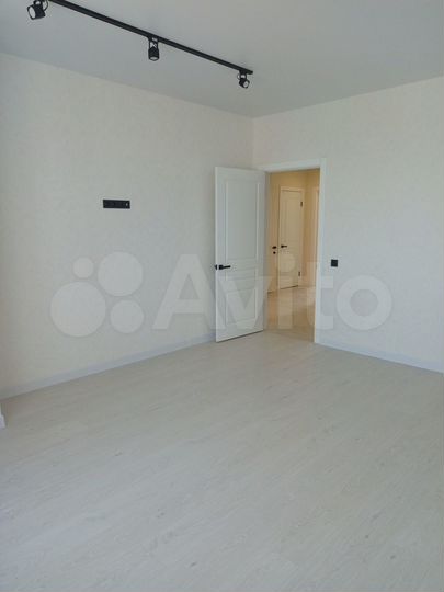 2-к. квартира, 66 м², 6/8 эт.