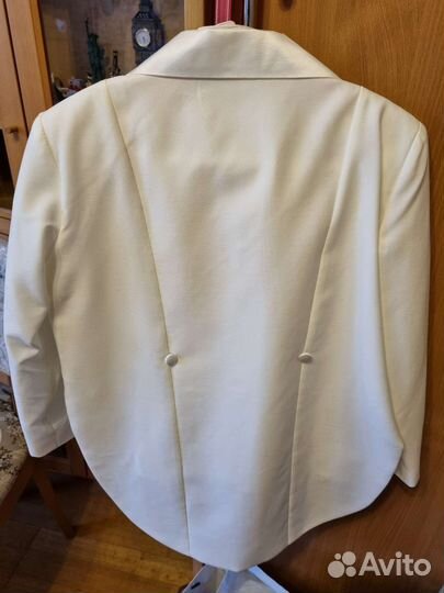 Концертный костюм или на выпускной