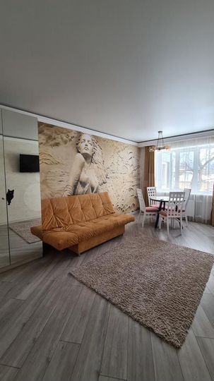 2-к. квартира, 41 м², 1/3 эт.