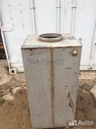 Бак из пищевой нержавейки 250 л, 50х50х100