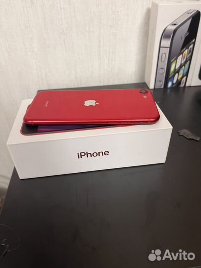iPhone SE (2020), 64 ГБ