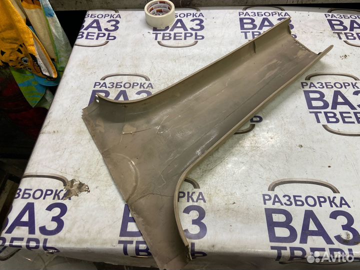 Пластик правый центр низ Чери Фора