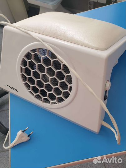 Пылесос настольный