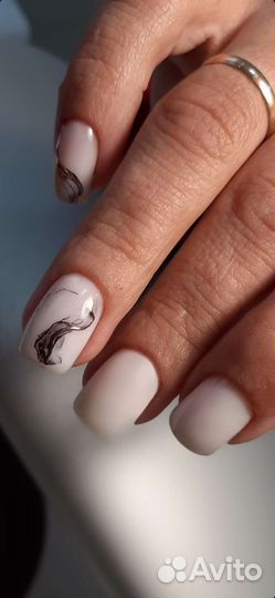 Маникюр