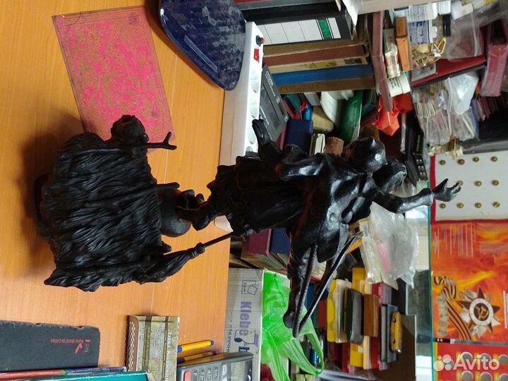 Статуэтка из чугуна Солоха с Чёртом Касли,Куса