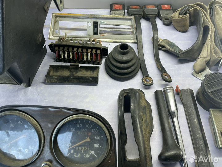 Кожаный салон ваз 2103