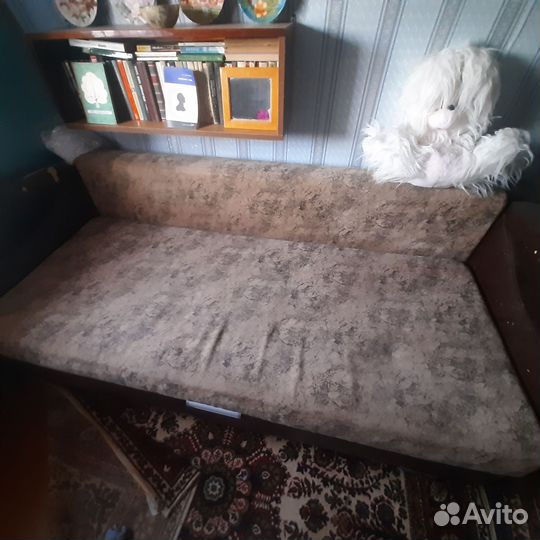 Диван, кровать, шкаф, тумба