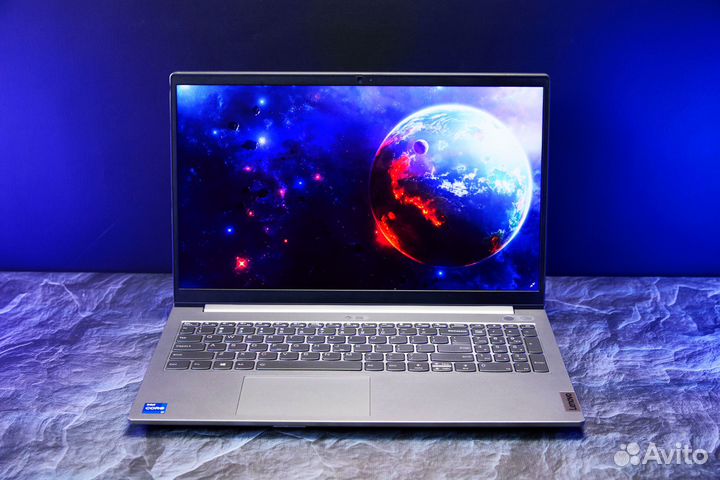 Lenovo ThinkBook - Офис - Core i7 - 512Gb SSD