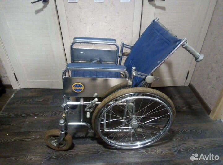 Коляска инвалидная