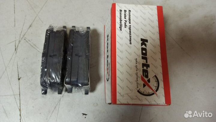 Тормозные колодки заднее Chevrolet Cruze 2009-2016