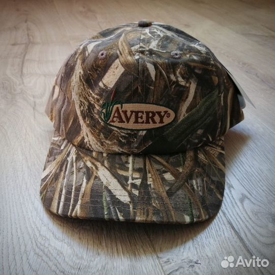 Кепка с логотипом Avery расцветка мах-5