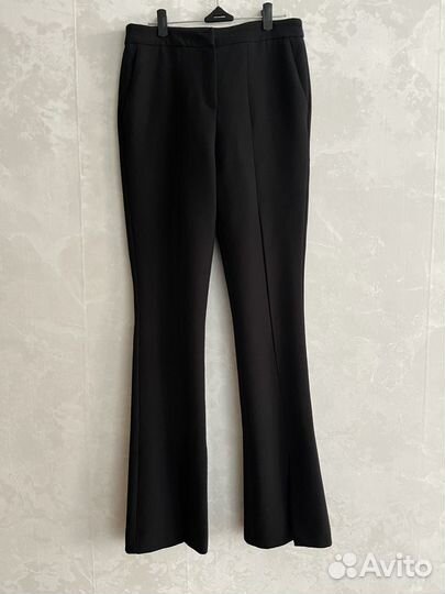 Черные брюки