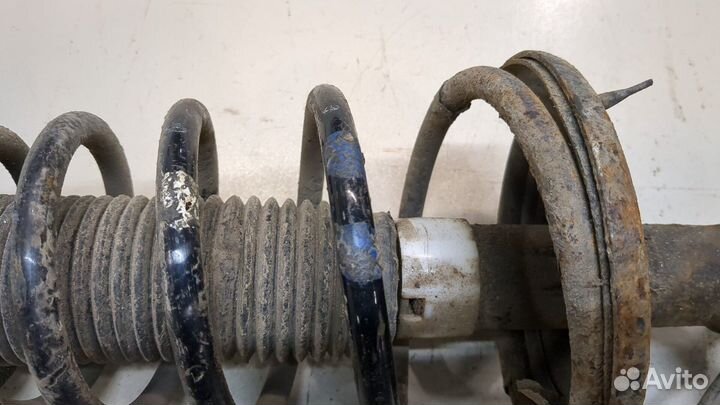 Амортизатор подвески правый передний Suzuki Grand Vitara