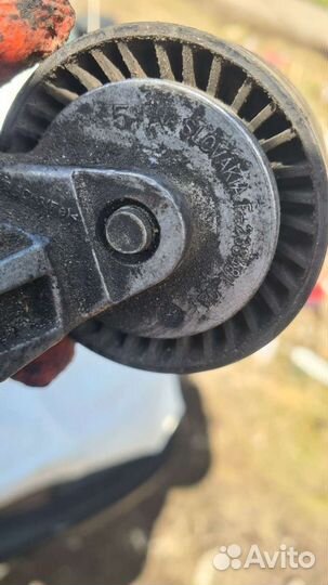 Ролик натежитель skoda fabia 2 chpa 1.2