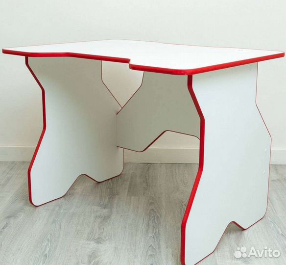 Геймерский стол