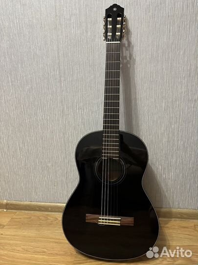 Классическая гитара yamaha c40