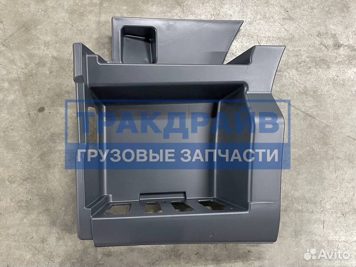 Подножка Ман Тгх левая серая