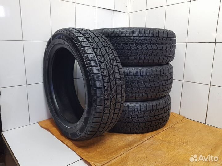 Sailun Ice Blazer Arctic SUV 215/55 R18 99H