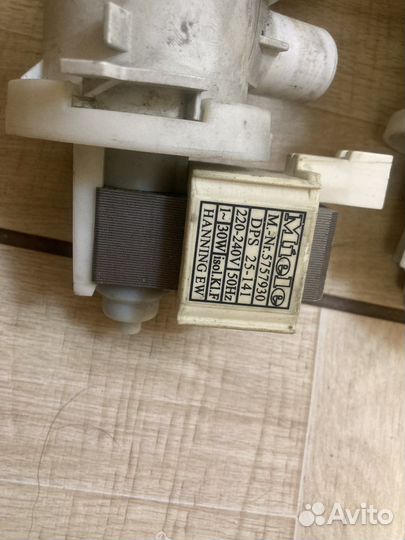 Сливная помпа стиральной машины Miele