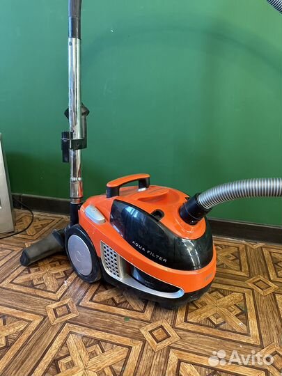 Пылесос Shivaki SVC 1800w