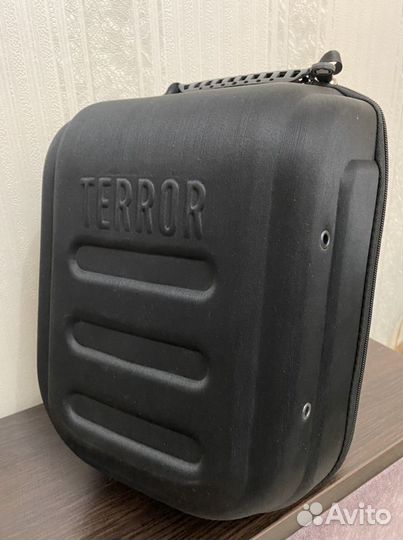 Горнолыжный шлем