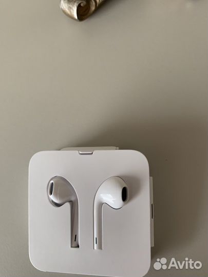 Наушники apple