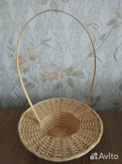 Корзина плетеная