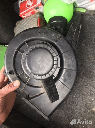 Моторчик отопителя поло