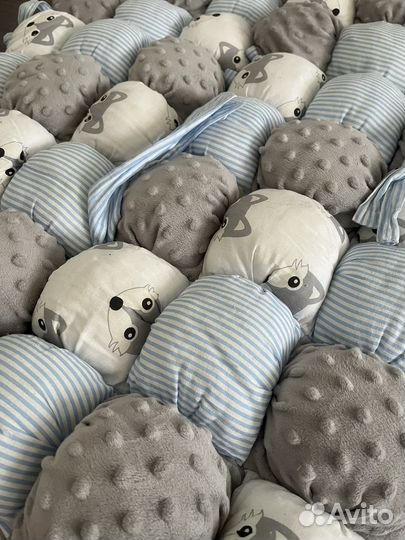 Бортики в детскую кроватку