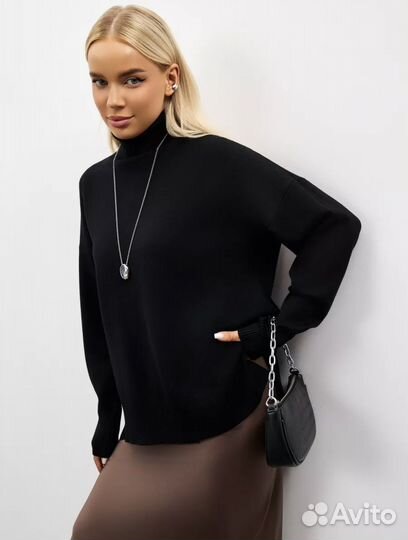 Свитер черный оверсайз новый