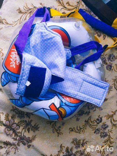 Круг для купания; вожжи -страховка