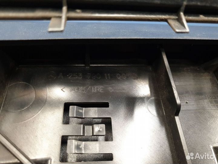 Спойлер двери багажника Mercedes GLC-klasse X253 2