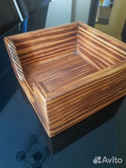 Салфетница деревянная