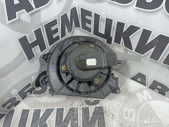 Мотор печки Opel Omega B