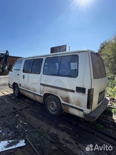 Toyota Hiace, 1988