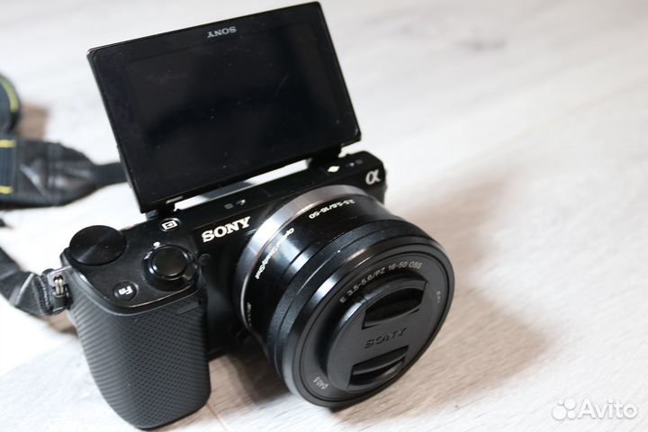 Продам фотоаппарат Sony NEX-5R