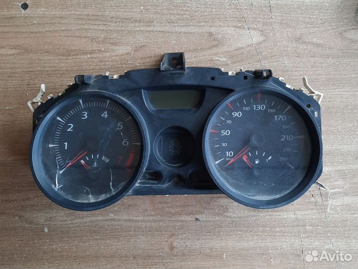 Щиток приборов Renault Megane 2