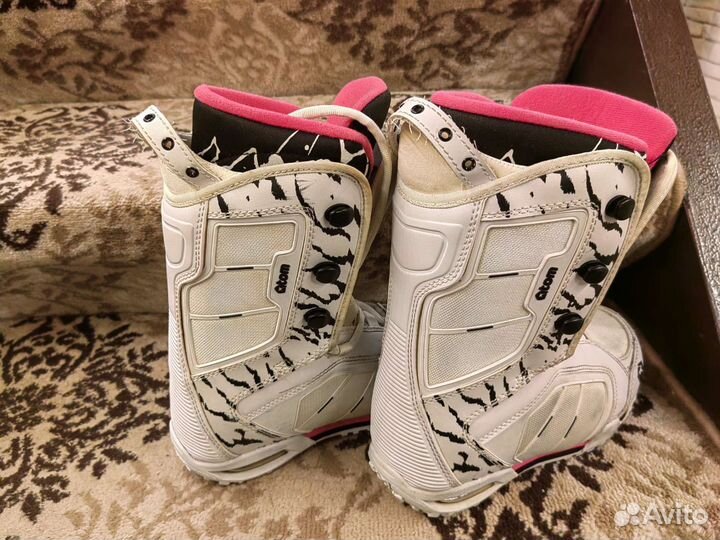 Сноубордические ботинки 38