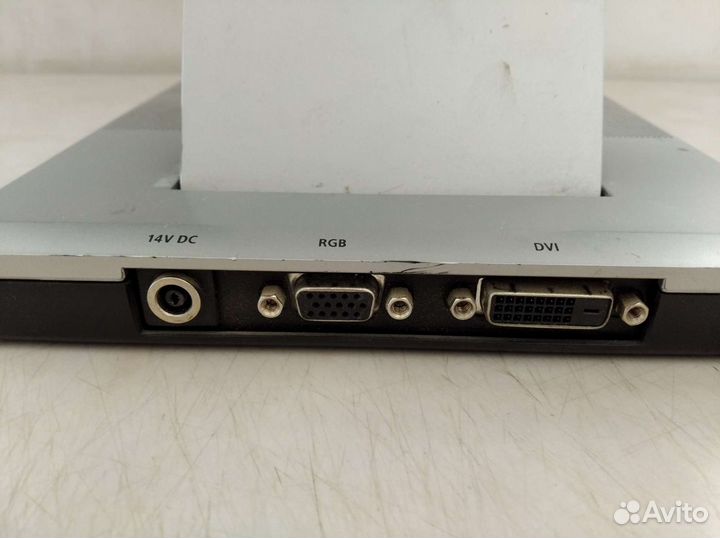 Монитор Samsung syncmaster 152t