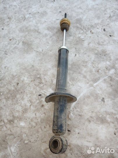 Амортизатор задний Hyundai Sonata EF G4GC 2007