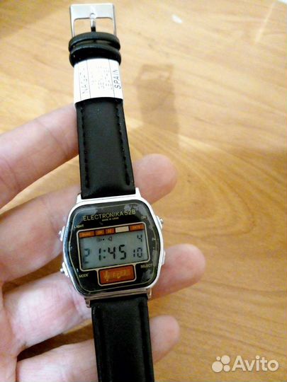 Часы СССР электронные электроника 52B