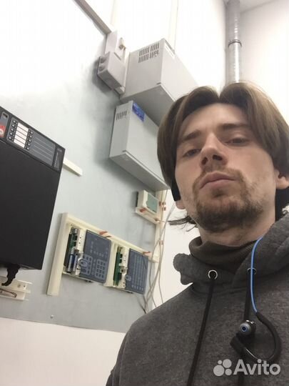 Бригада электромонтажников