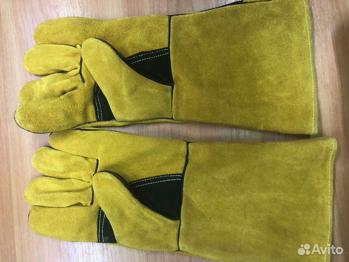 Краги спилковые