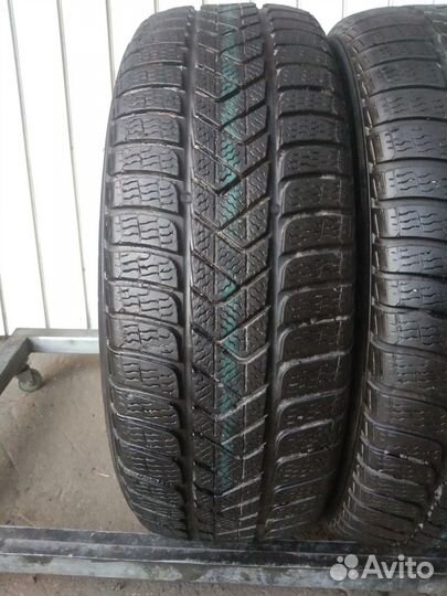 Pirelli Winter Sottozero 3 205/55 R17