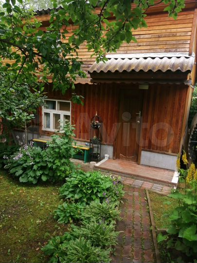 Дом 54 м² на участке 7,4 сот.