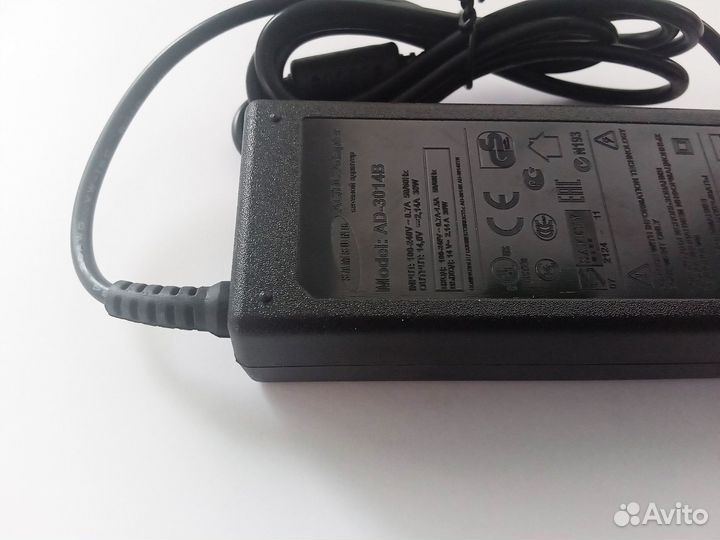 Блок питания 14V 2.14A для Samsung S23A350H новый