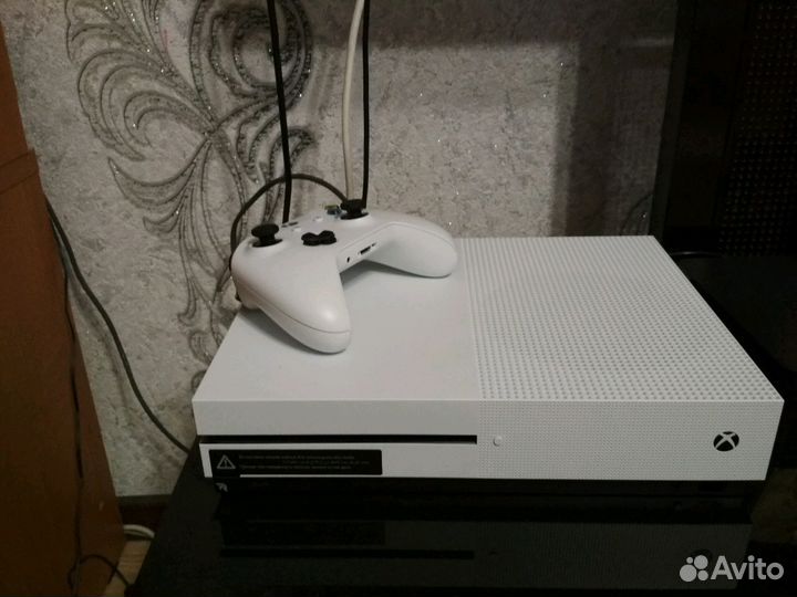 Xbox One S