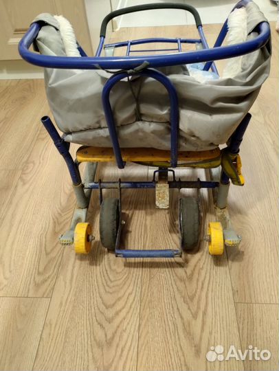 Детские санки на колесах